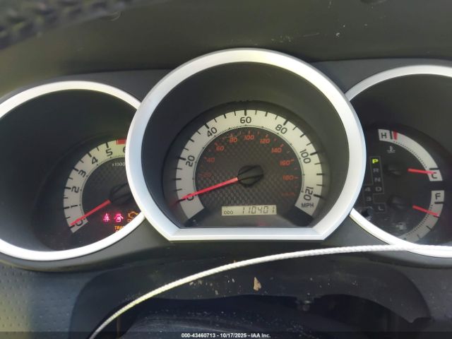 Toyota Tacoma Prerunner V6 Image 3