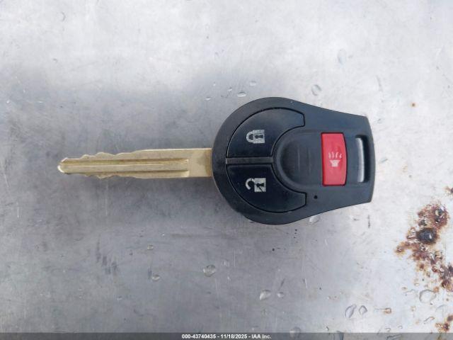 Nissan Rogue S Image 10