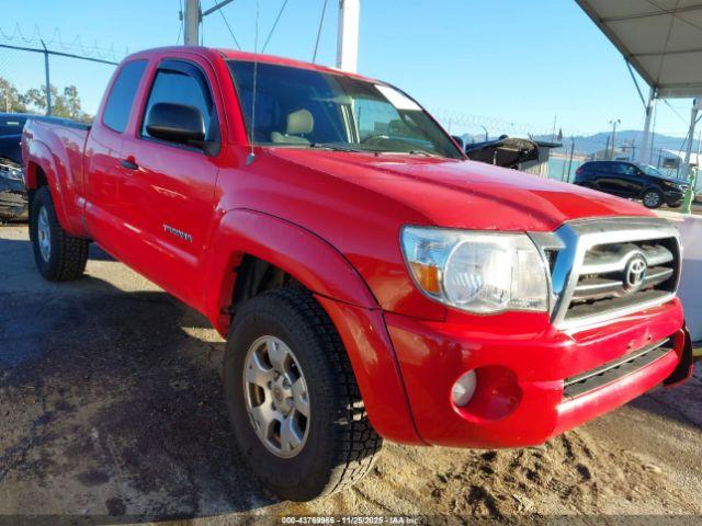  Salvage Toyota Tacoma