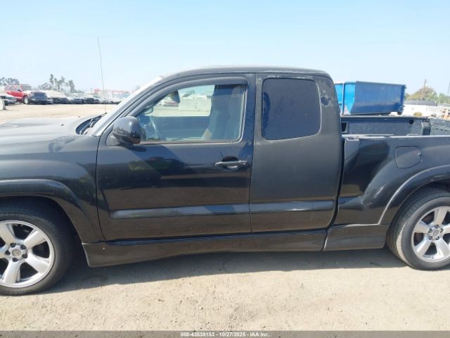 Toyota Tacoma V6 Image 9