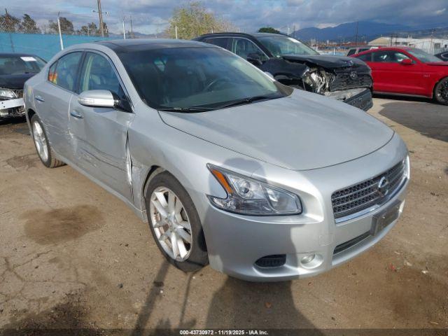  Salvage Nissan Maxima
