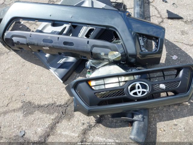 Toyota Tacoma Prerunner V6 Image 8