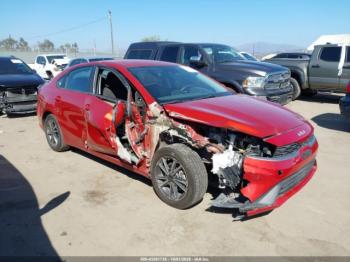  Salvage Kia Forte