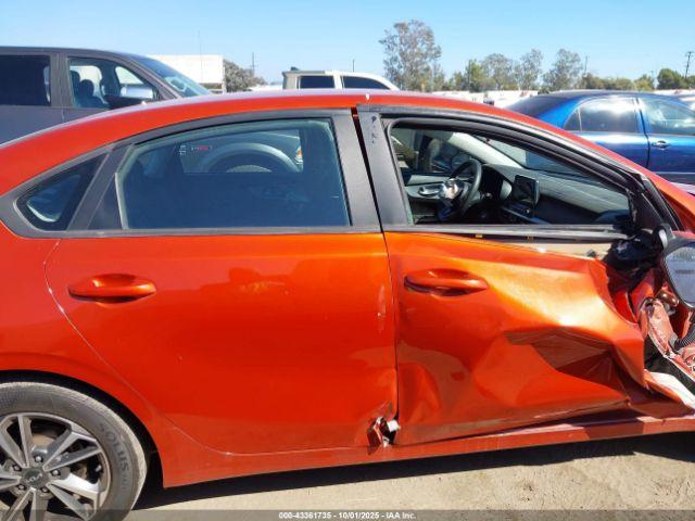 Kia Forte Lxs Image 11