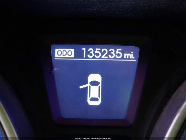 Hyundai ELANTRA Image 11