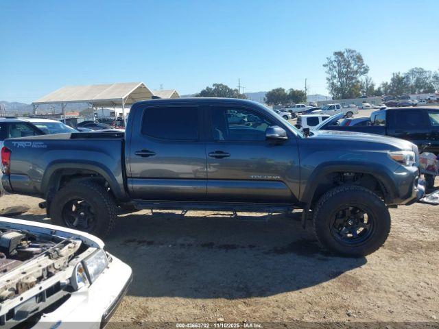 Toyota Tacoma Trd Off Road Image 12