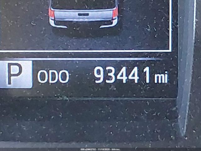 Toyota Tacoma Trd Off Road Image 11