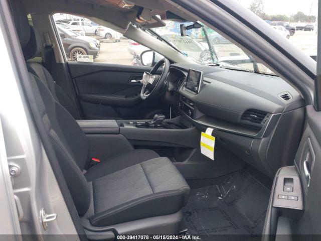 Nissan Rogue Sv Fwd Image 11