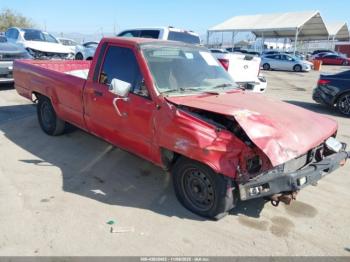  Salvage Toyota Pickup