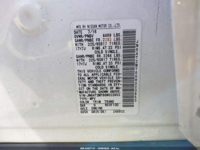 Nissan Rogue S Image 7