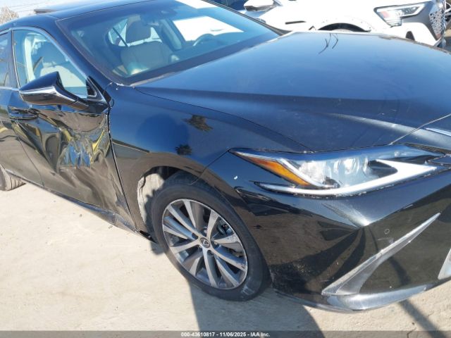 Lexus Es Image 12