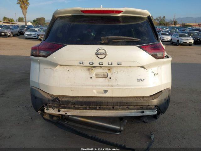 Nissan Rogue Sv Fwd Image 17