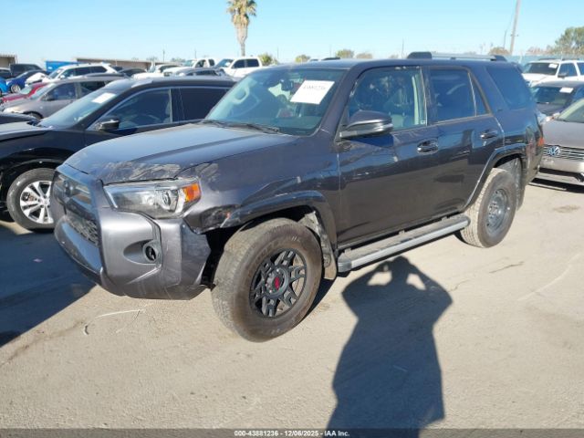 Toyota 4Runner Sr5 Premium Image 12
