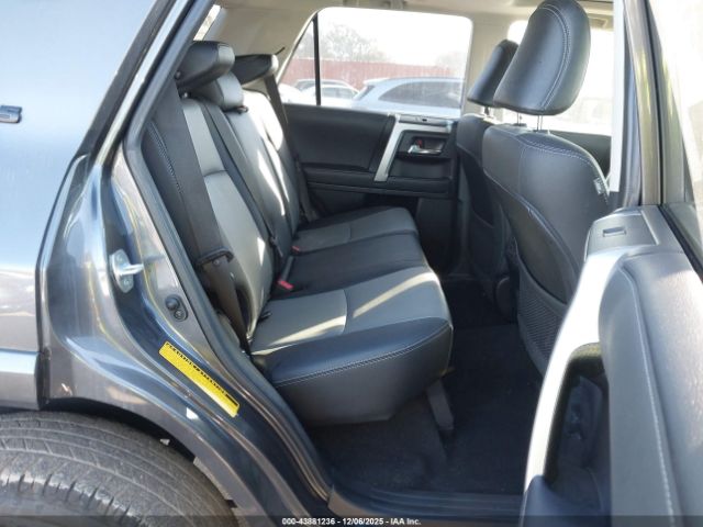 Toyota 4Runner Sr5 Premium Image 10