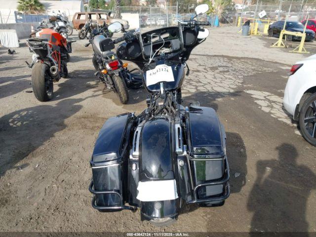 Harley-Davidson Flhx Street Glide Image 3