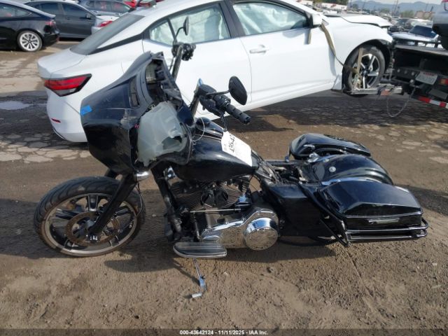 Harley-Davidson Flhx Street Glide Image 12