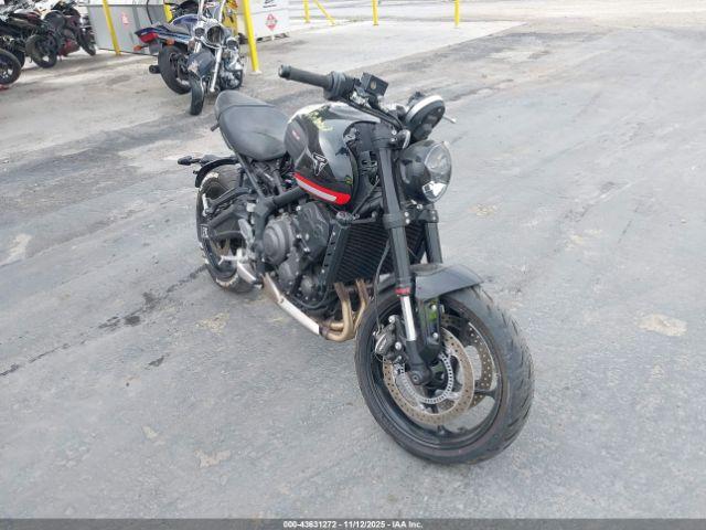  Salvage Triumph Motorcycle Trident 660