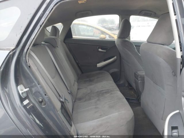 Toyota Prius Ii Image 8