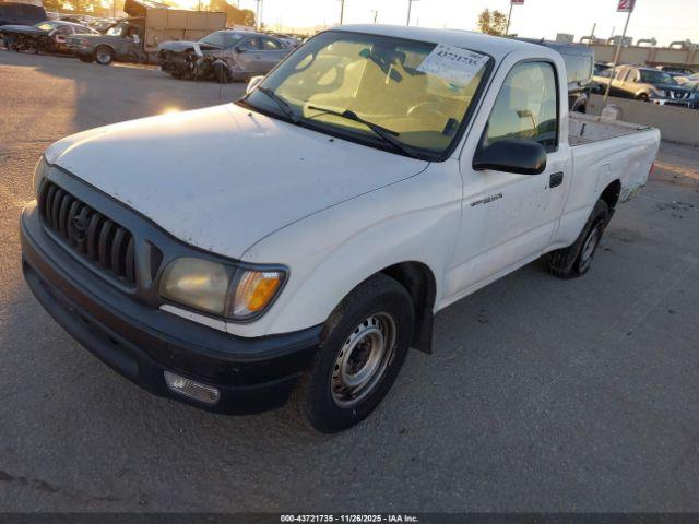 Toyota Tacoma Image 2