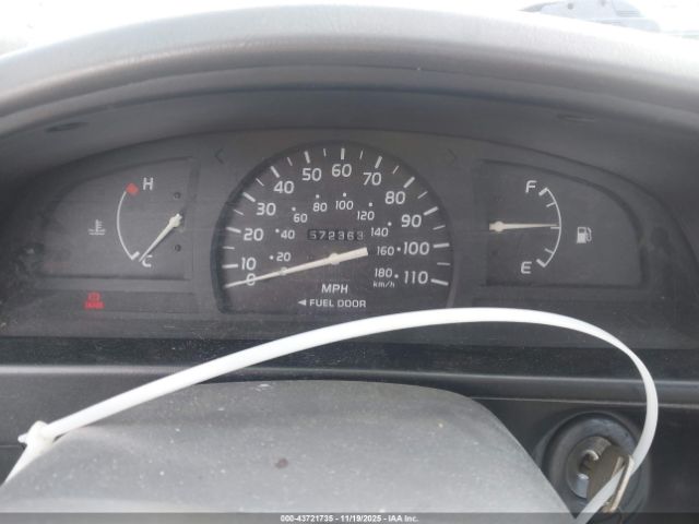 Toyota Tacoma Image 3