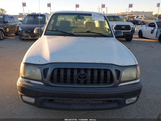 Toyota Tacoma Image 12