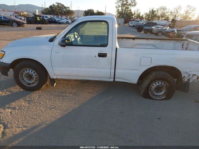 Toyota Tacoma Image 14