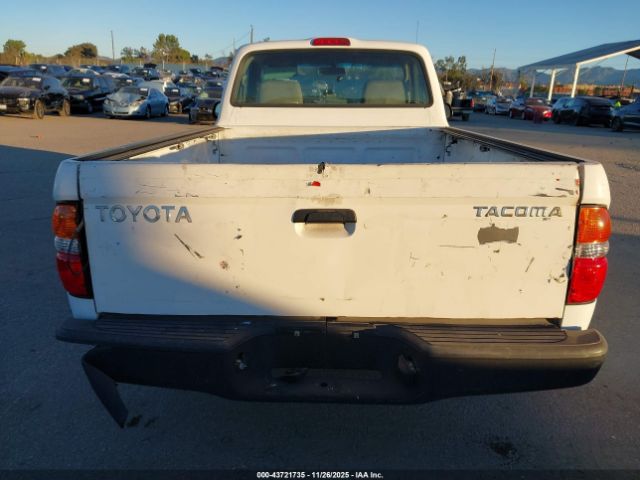 Toyota Tacoma Image 15