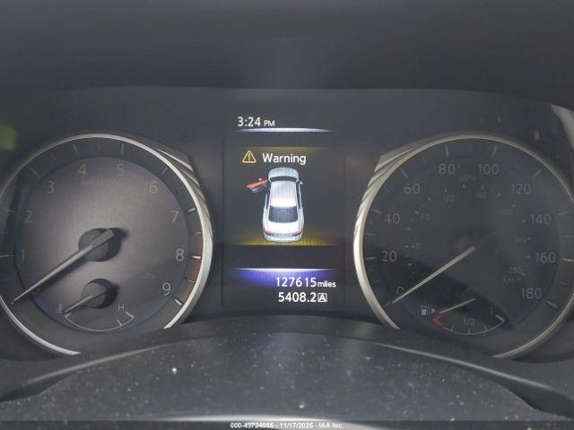 INFINITI Q50 Premium Image 5