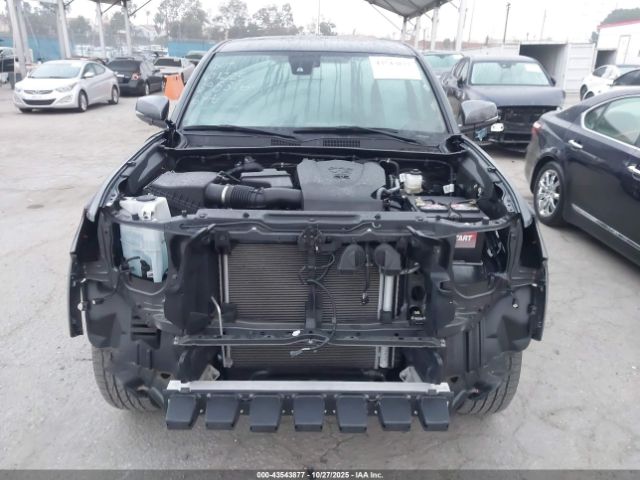 Toyota Tacoma Trd Sport Image 17