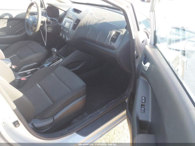 Kia Forte Lx Image 3