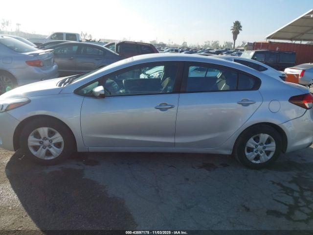 Kia Forte Lx Image 6