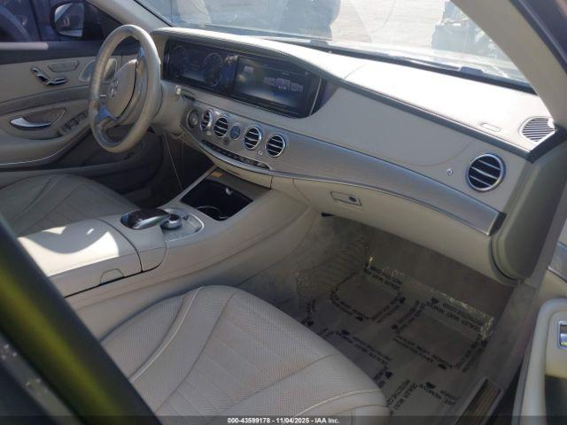 Mercedes-Benz S-Class Image 10