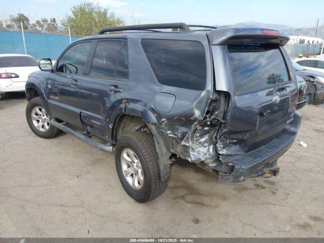 Toyota 4Runner Sport V8 Image 3