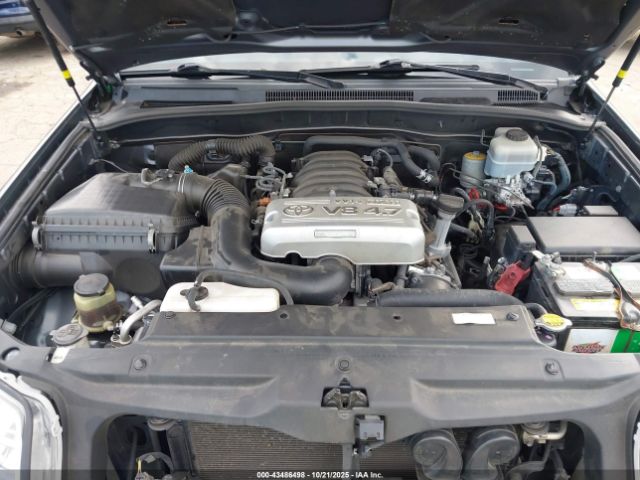 Toyota 4Runner Sport V8 Image 11