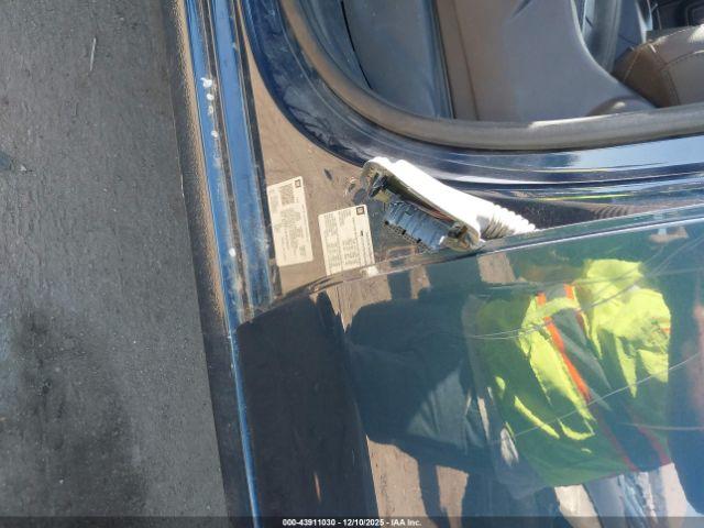 Chevrolet Silverado 2500 Image 18