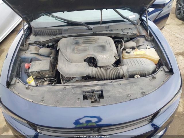 Dodge Charger Se Image 8