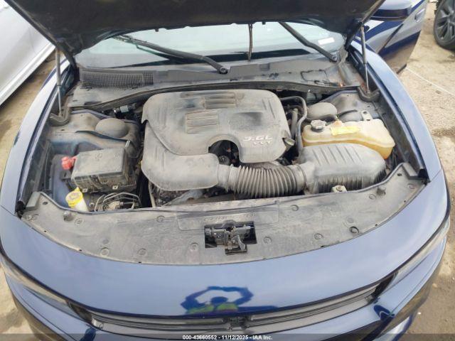 Dodge Charger Se Image 8