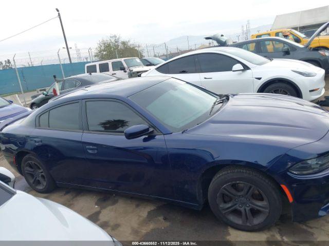 Dodge Charger Se Image 14