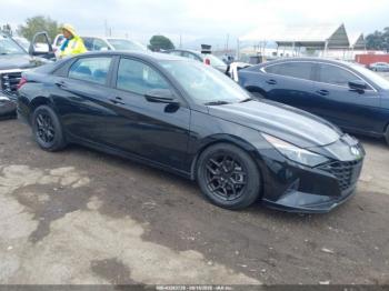  Salvage Hyundai ELANTRA