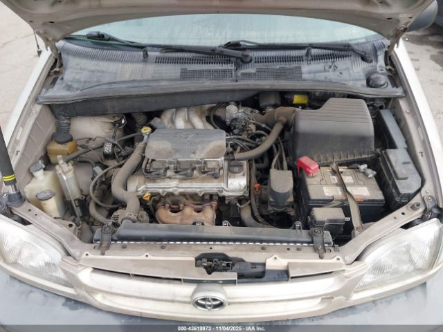 Toyota Sienna Le Image 10