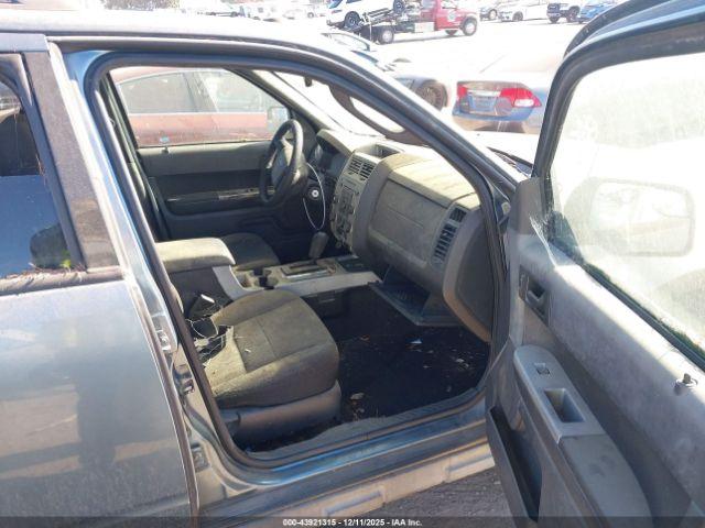 Ford Escape Xlt Image 12