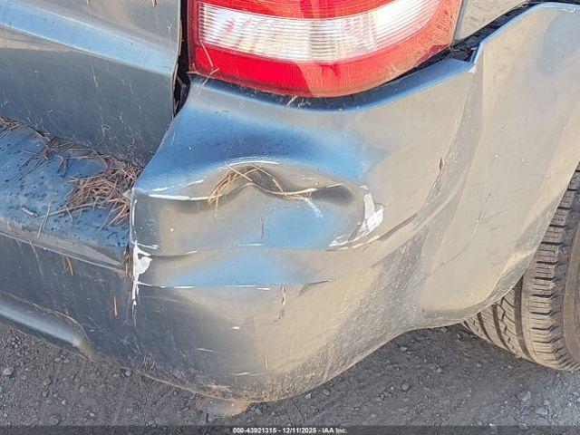 Ford Escape Xlt Image 9