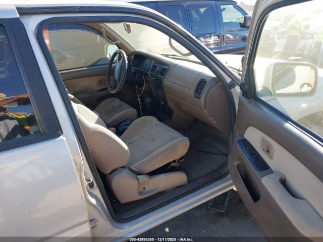 Toyota 4Runner Sr5 V6 Image 4