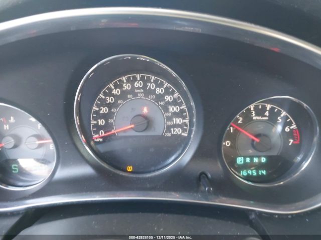 Chrysler 200 Limited Image 5