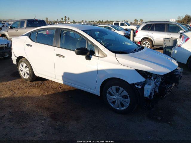  Salvage Nissan Versa