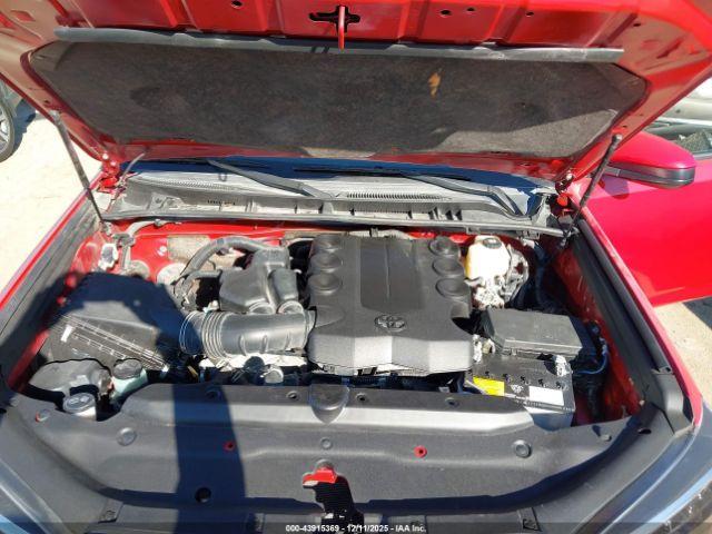 Toyota 4Runner Sr5 Image 3