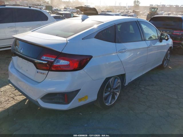 Honda Clarity Plug-In Hybrid Image 9