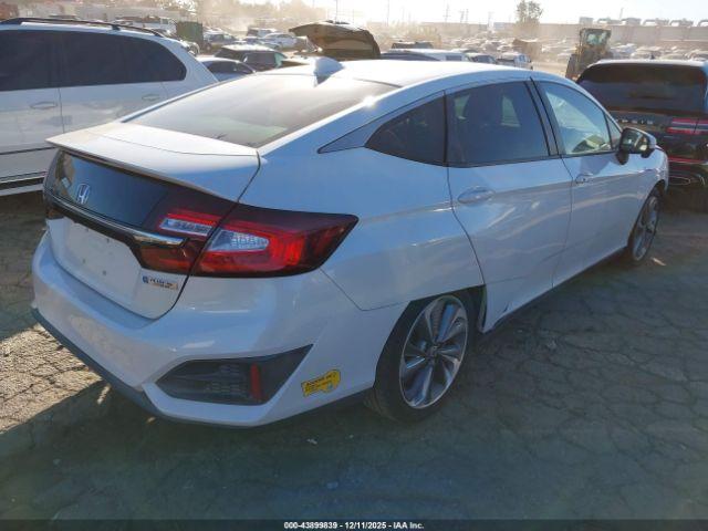 Honda Clarity Plug-In Hybrid Image 9