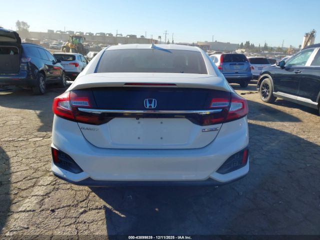 Honda Clarity Plug-In Hybrid Image 16