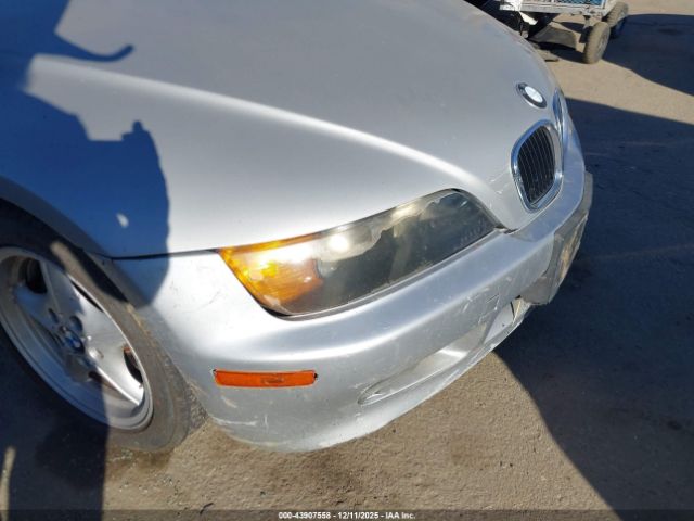 BMW Z Series 1.9 Image 9